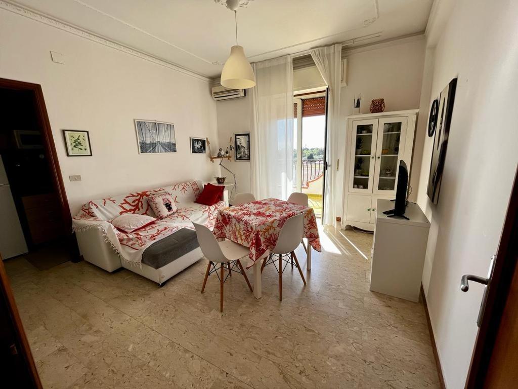 Apartamento Giardini Tao Daniele Exterior foto